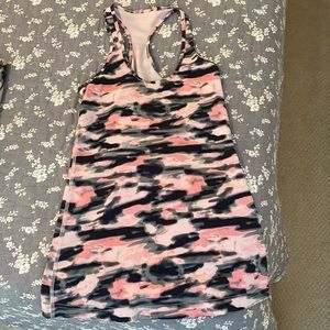 Lululemon racerback Tank size 4